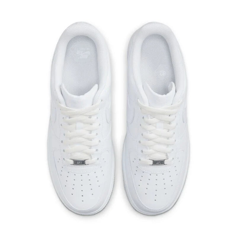 Nike Air Force 1 07 "Triple White"