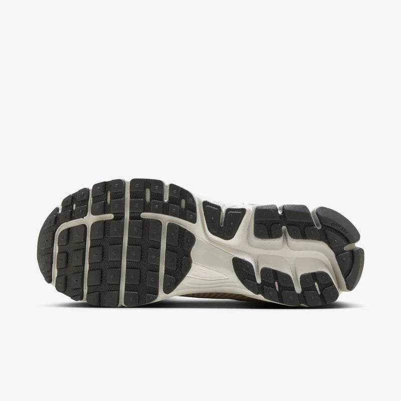 Nike ZOOM Vomero 5 W