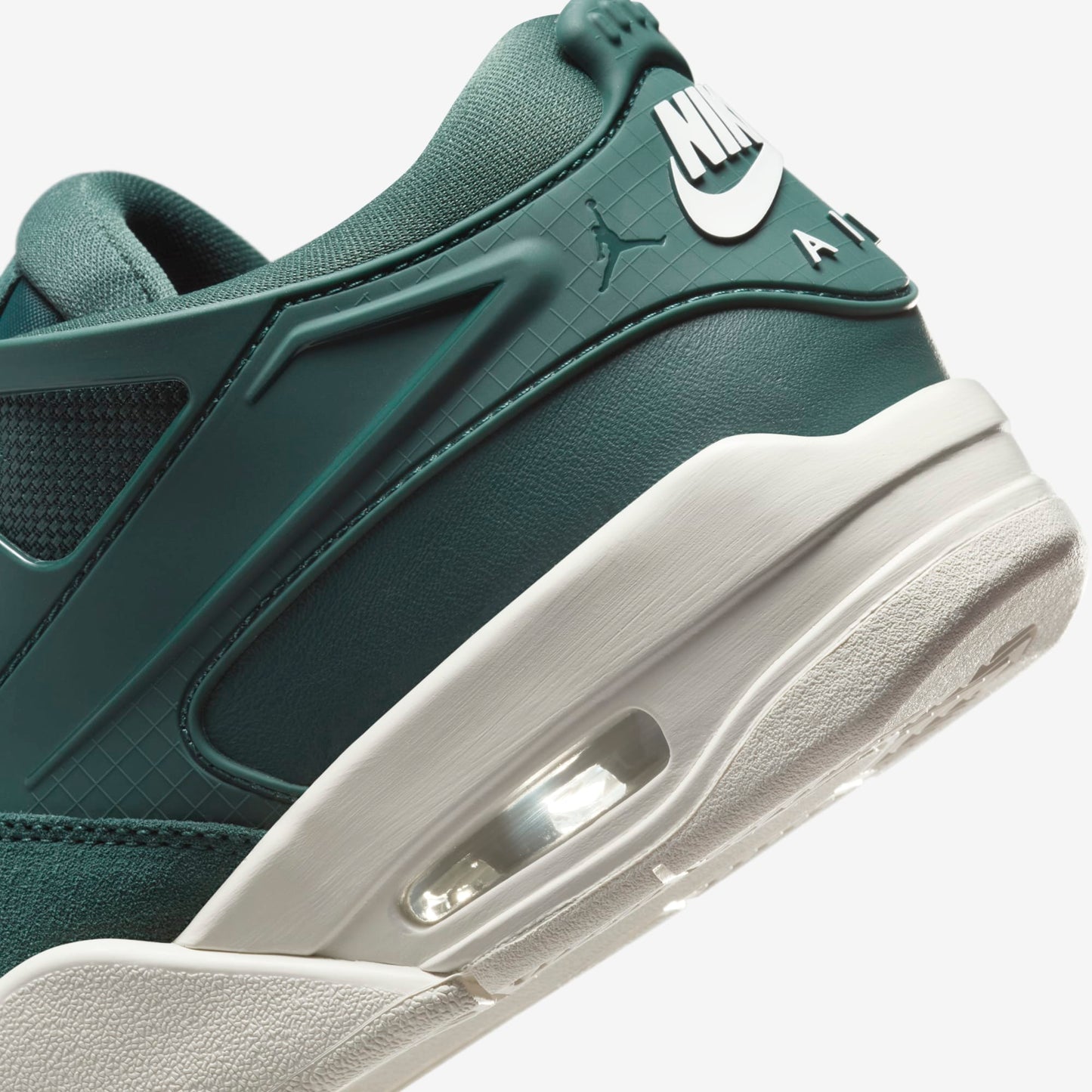 Air Jordan 4 RM