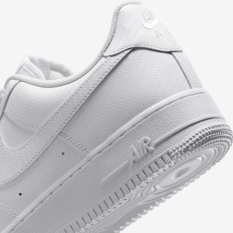 NIKE AIR FORCE 1 "Carbon Fiber"