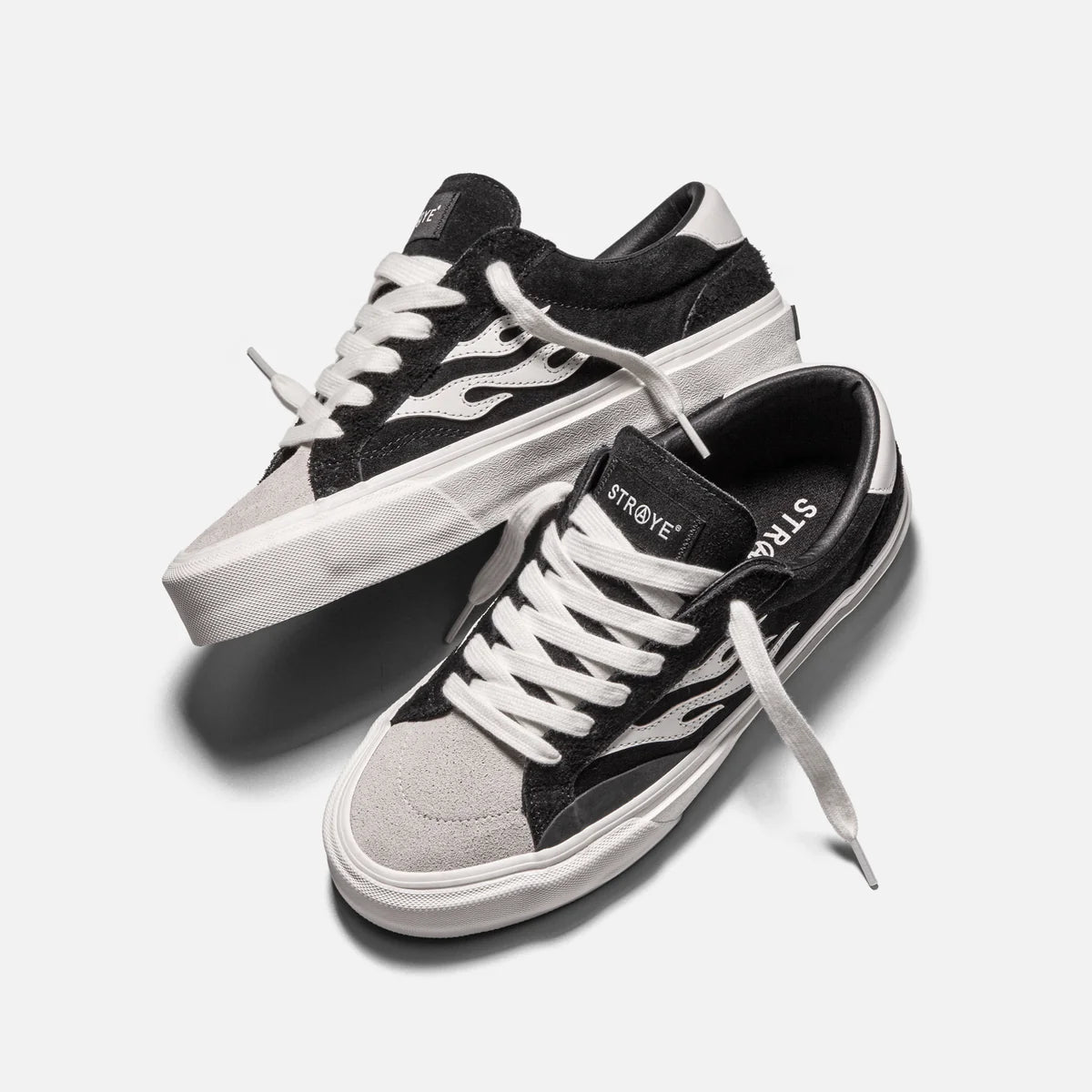STRAYE LOGAN "Black Vintage"