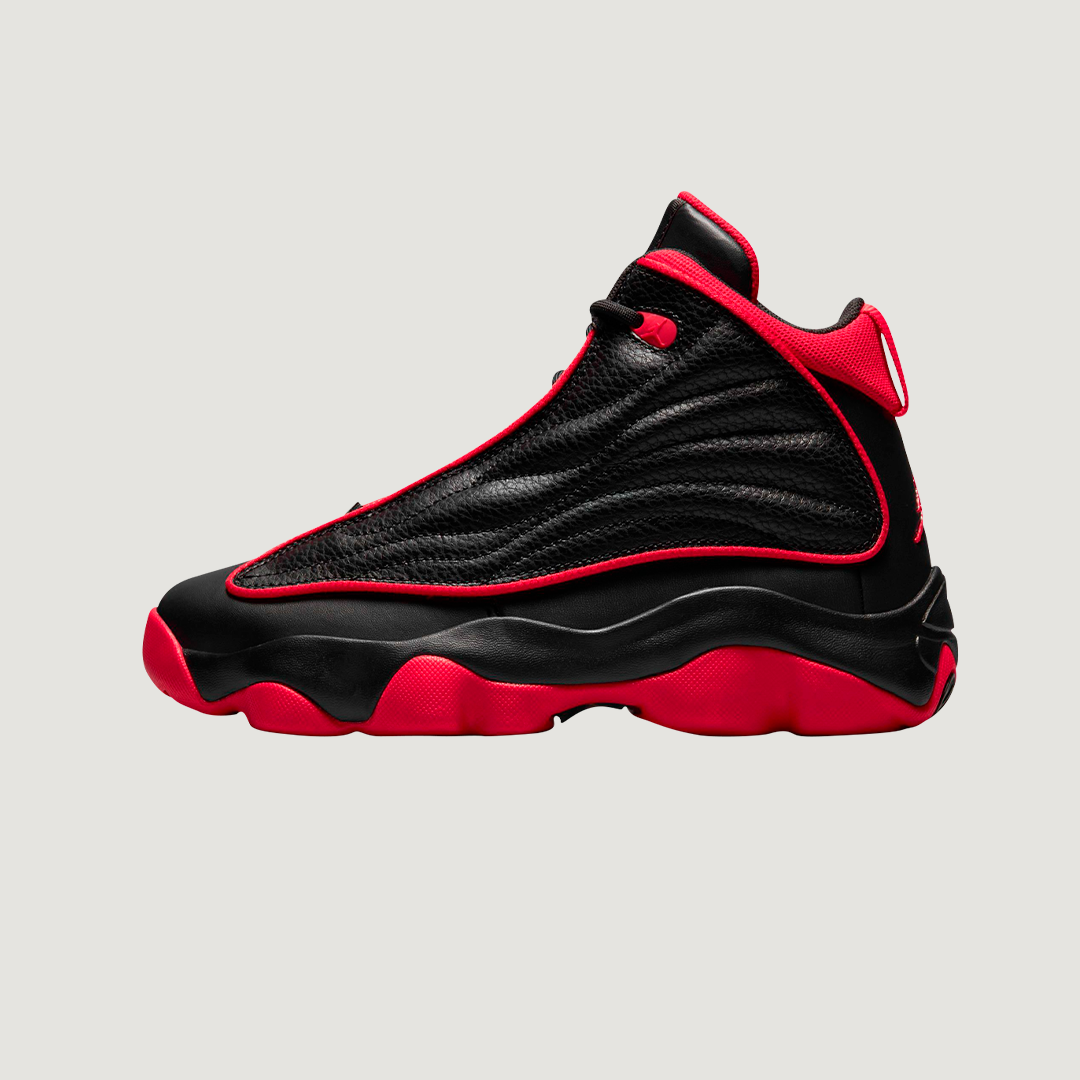 Nike W Air Jordan Pro Strong 'Bred'
