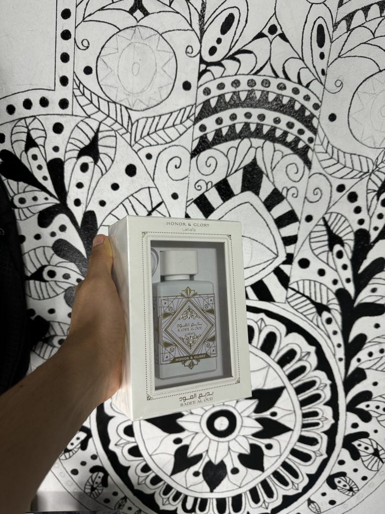 Badee Al Oud Honor & Glory Lattafa Perfumes