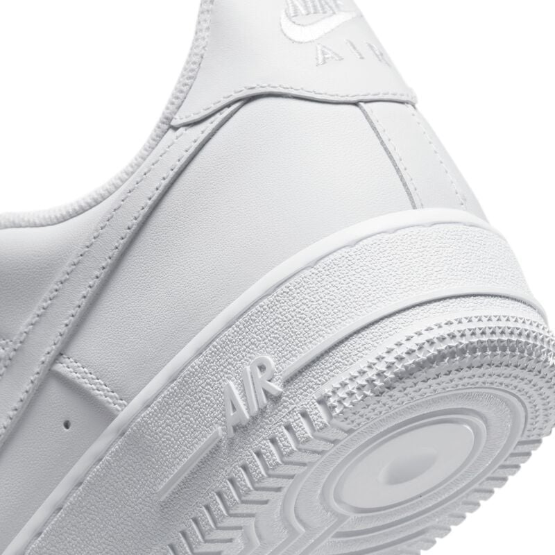 Nike Air Force 1 07 "Triple White"