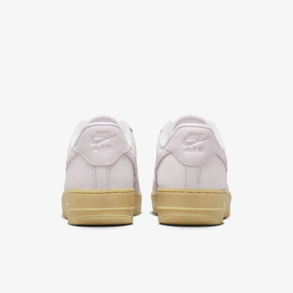 Nike Air Force 1 PREMIUM