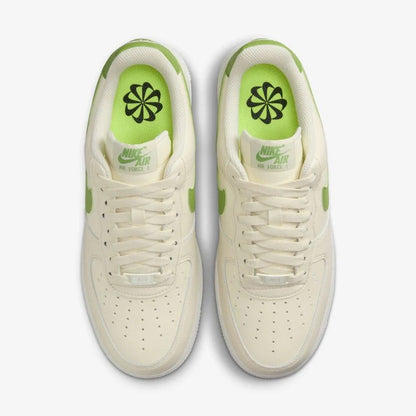 Nike AIr Force 1 W