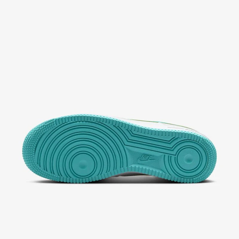 Nike Air Force 1 07 SE