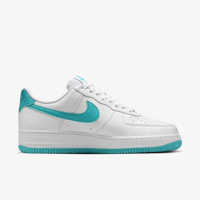 Nike Air Force 1 07 SE