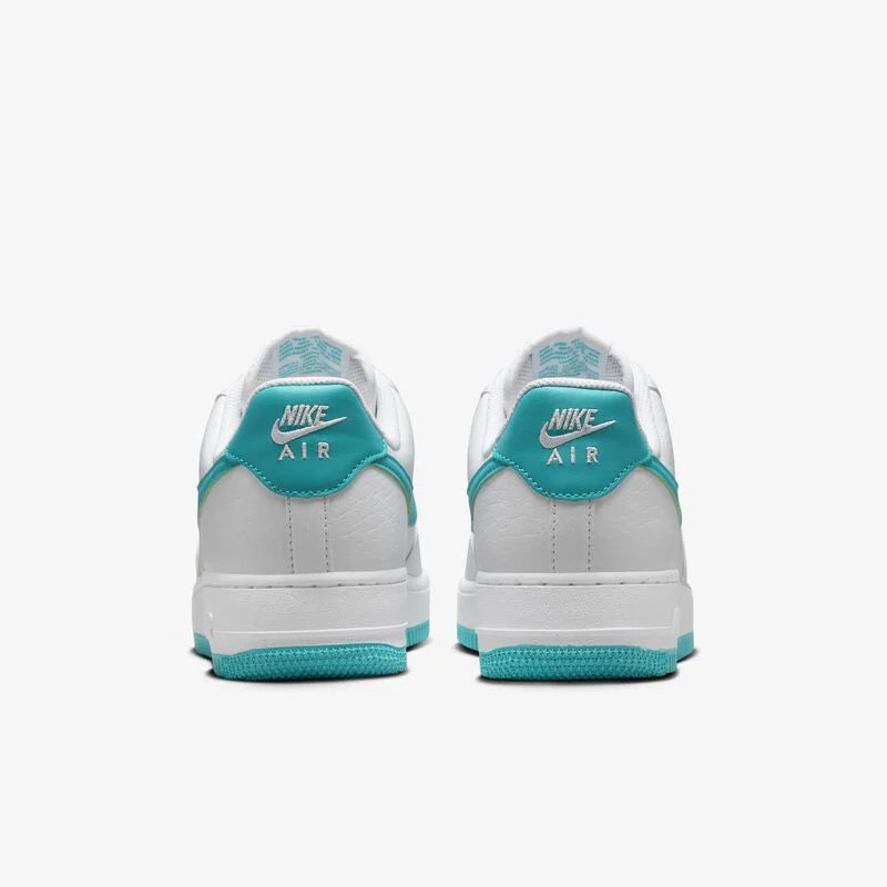 Nike Air Force 1 07 SE