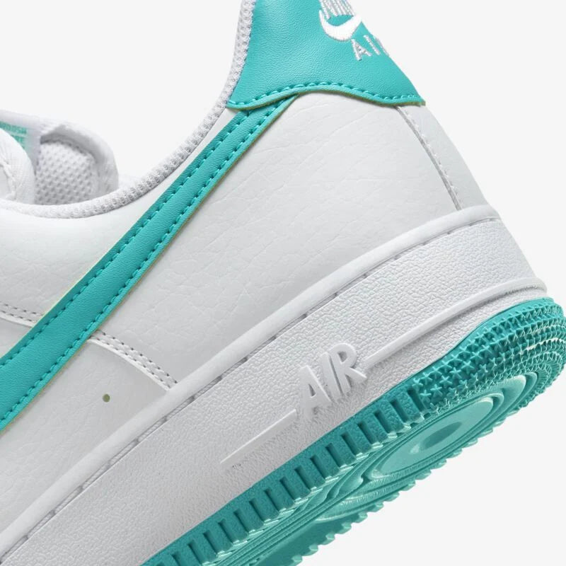 Nike Air Force 1 07 SE