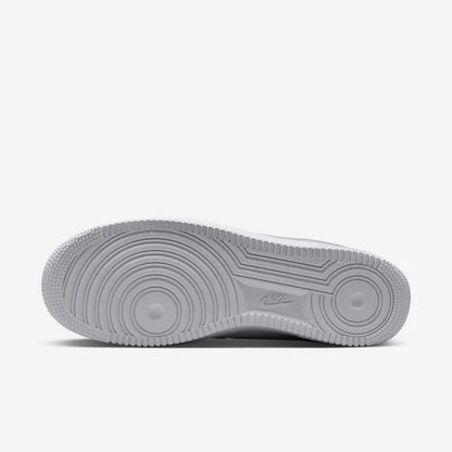 NIKE AIR FORCE 1 "Carbon Fiber"