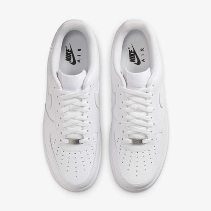 NIKE AIR FORCE 1 "Carbon Fiber"