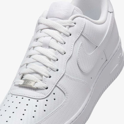 NIKE AIR FORCE 1 "Carbon Fiber"