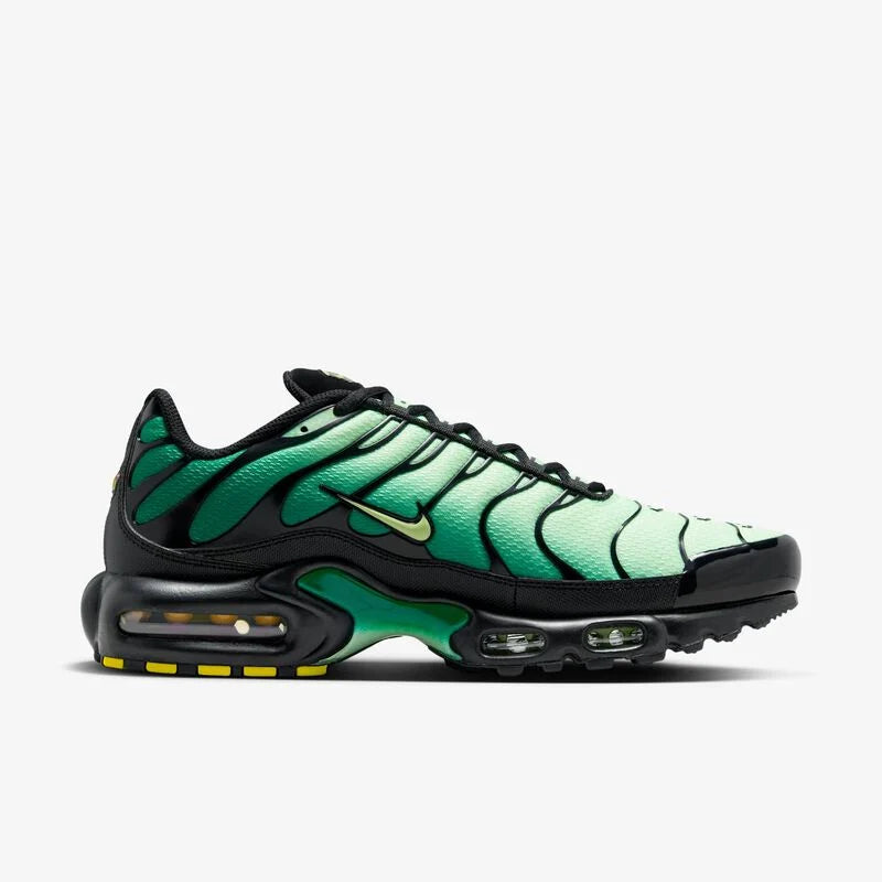 Nike Air Max Plus TN GREEN LIGHT