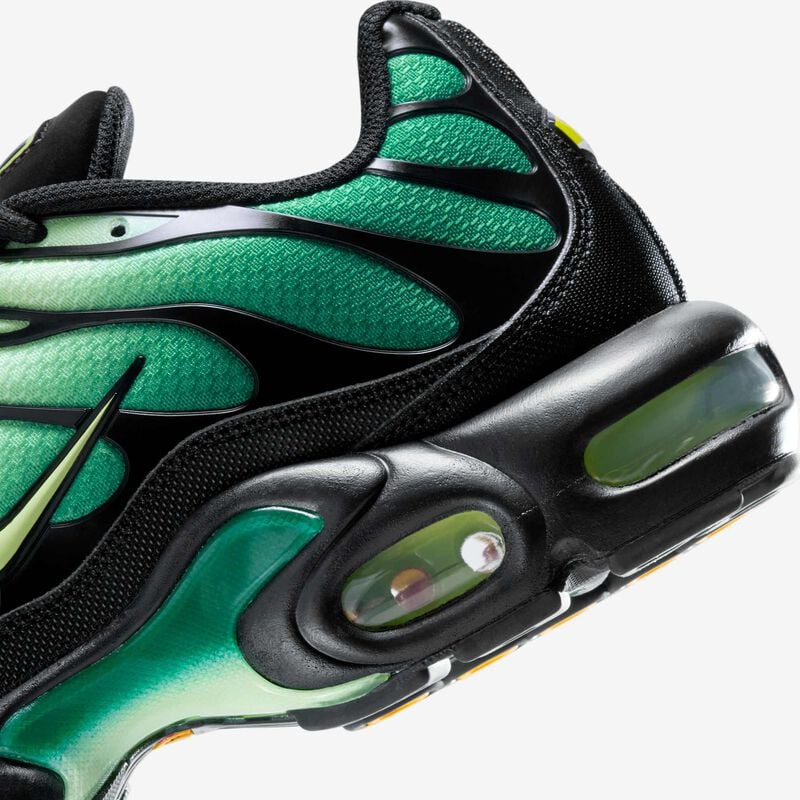 Nike Air Max Plus TN GREEN LIGHT