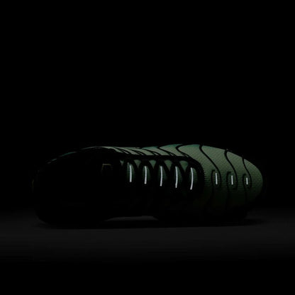 Nike Air Max Plus TN GREEN LIGHT