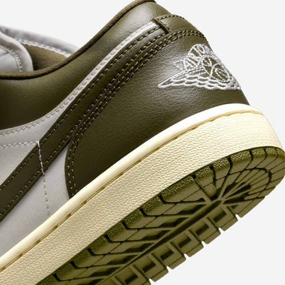 Air Jordan 1 Low W MEDIUM OLIVE