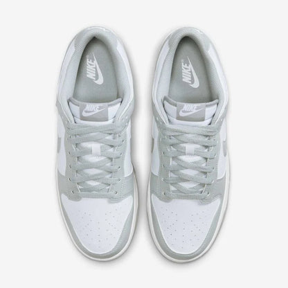 Nike Dunk Low "Smoke Gray"
