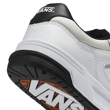 Vans Upland B/W "White Black"