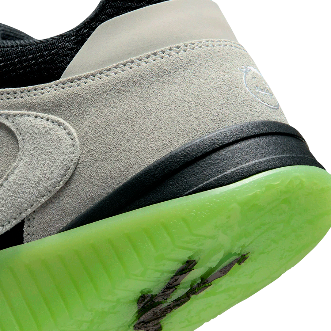 Jordan Jumpman Jack TR Travis Scott x Chase B "Black Night Silver"