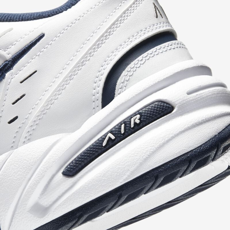 Nike Air Monarch IV