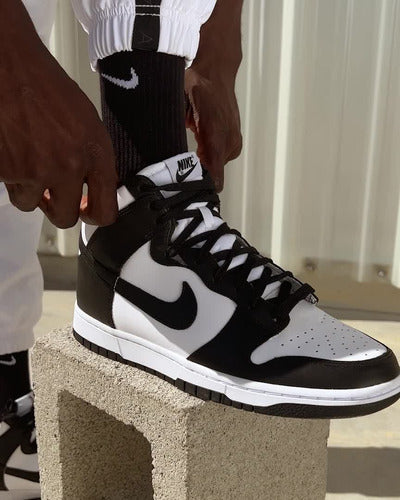 Nike Dunk High Panda
