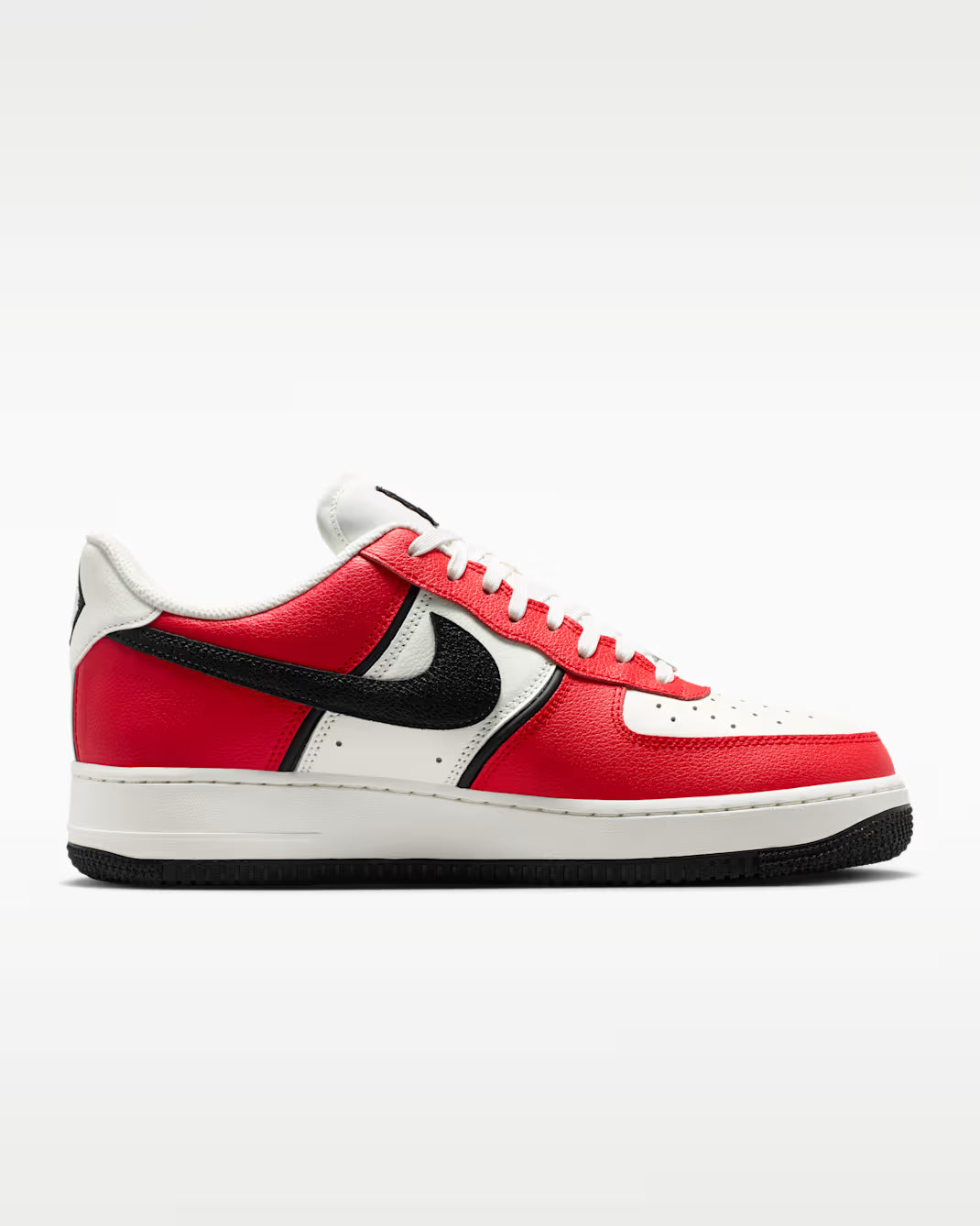 Nike Air Force 1 Low '07 LV8 University Red Sail Black