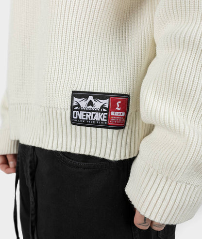 Instict White – Chompa Boxy Fit