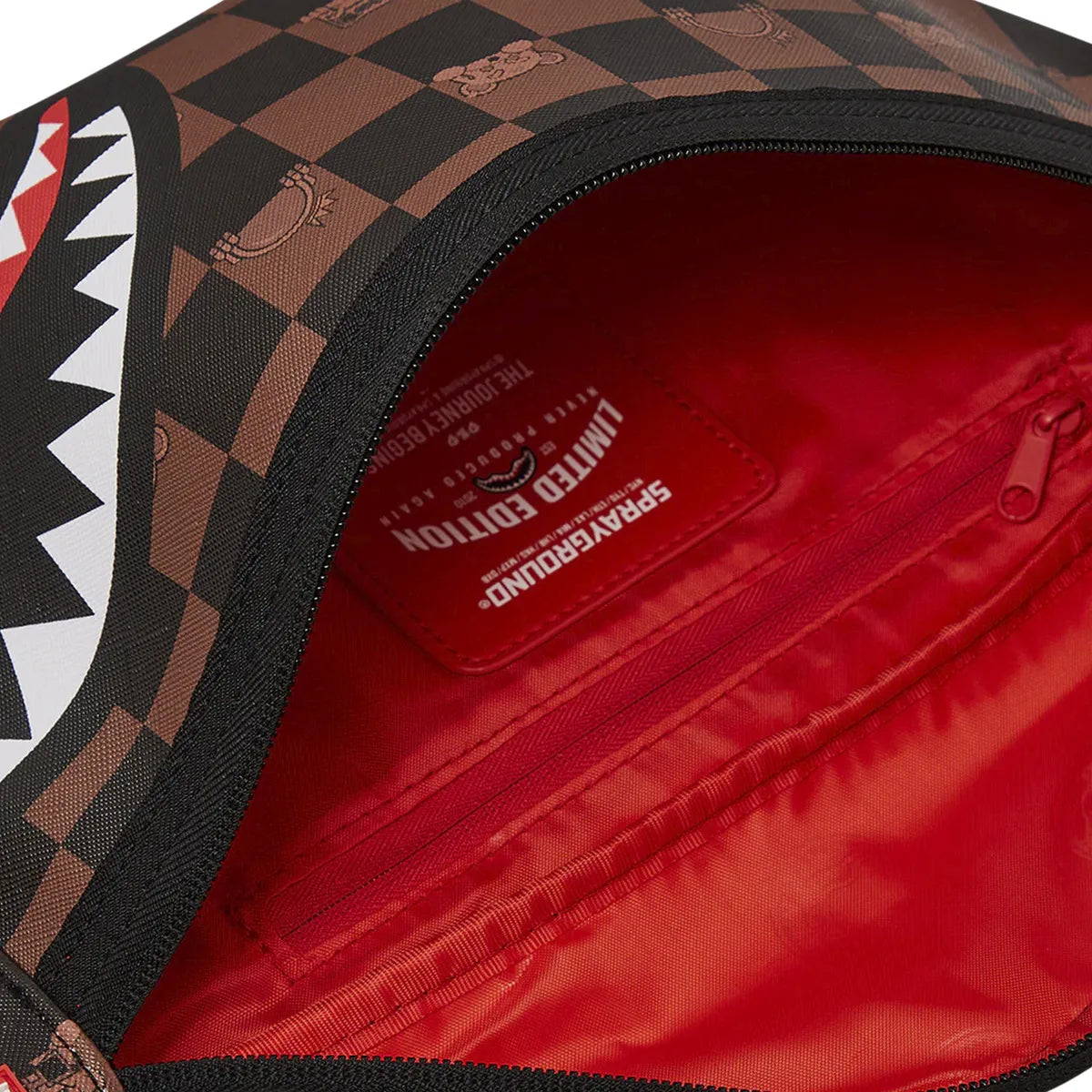 910b7512nsz Cangurera Peeking Character Check Marrón Check