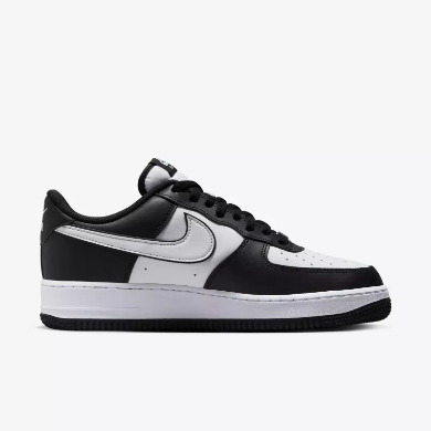 Nike Air Force 1 07’