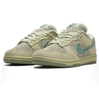 Nike Dunk Low “Olive Aura”