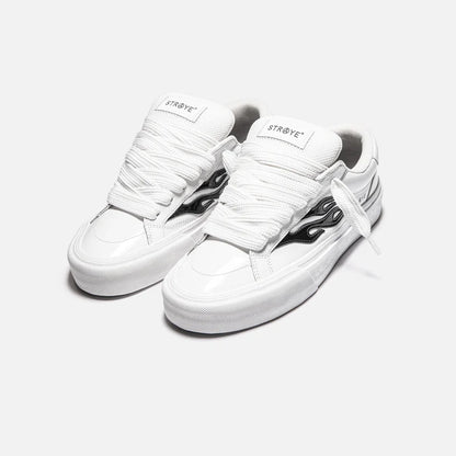 STRAYE LOGAN PUFF "GLOOSY WHITE"
