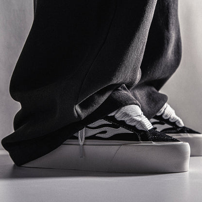 STRAYE LOGAN STOMPER "BLACK"