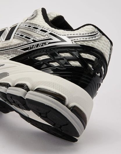 New Balance 1906R GS
