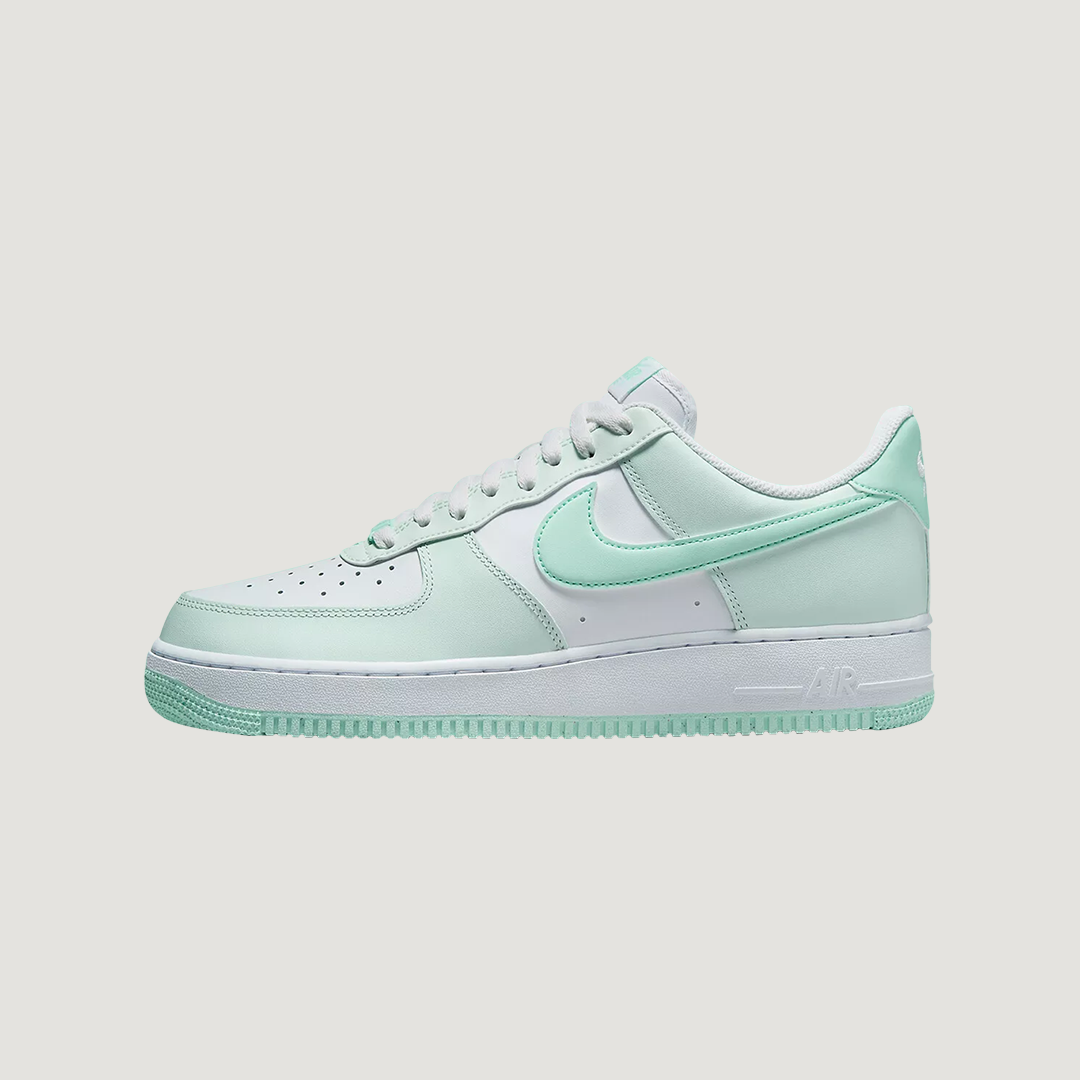 Nike Air Force 1 '07