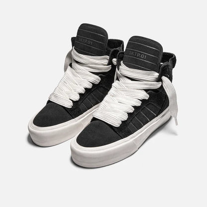STRAYE SKTP.01 BLACK