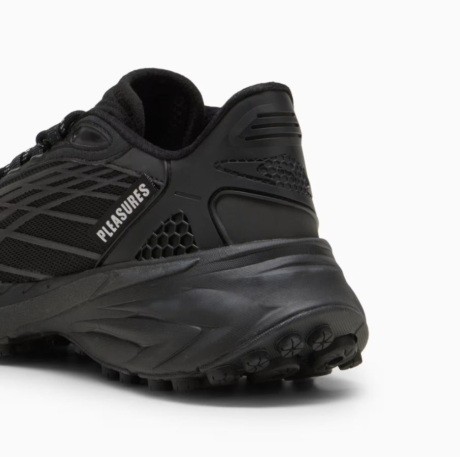PUMA SPIREX x PLEASURES