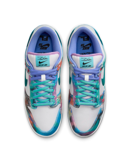 Nike SB Dunk Low Futura Laboratories Bleached Aqua
