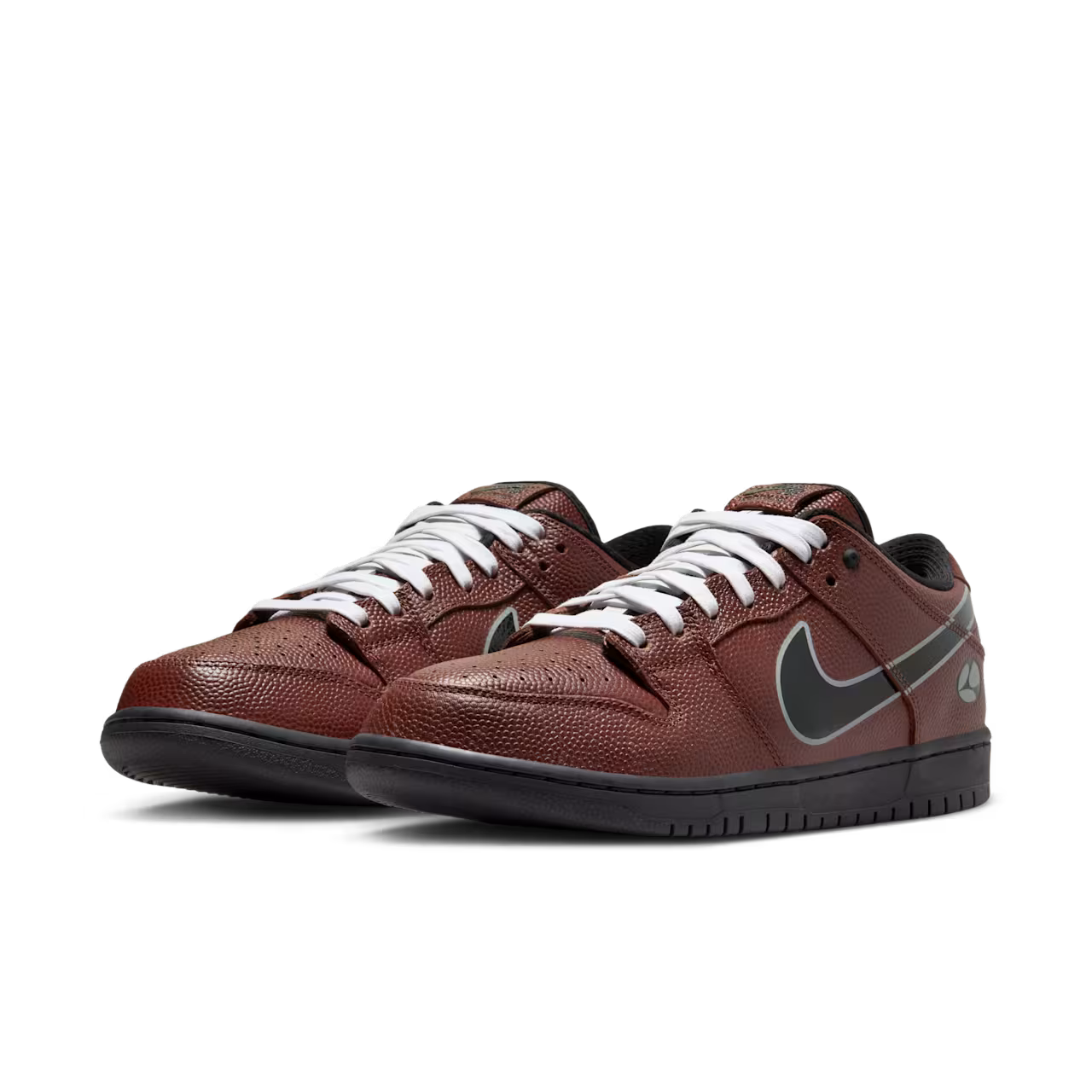 Nike SB Dunk Low Pro x Limosine Skateboards