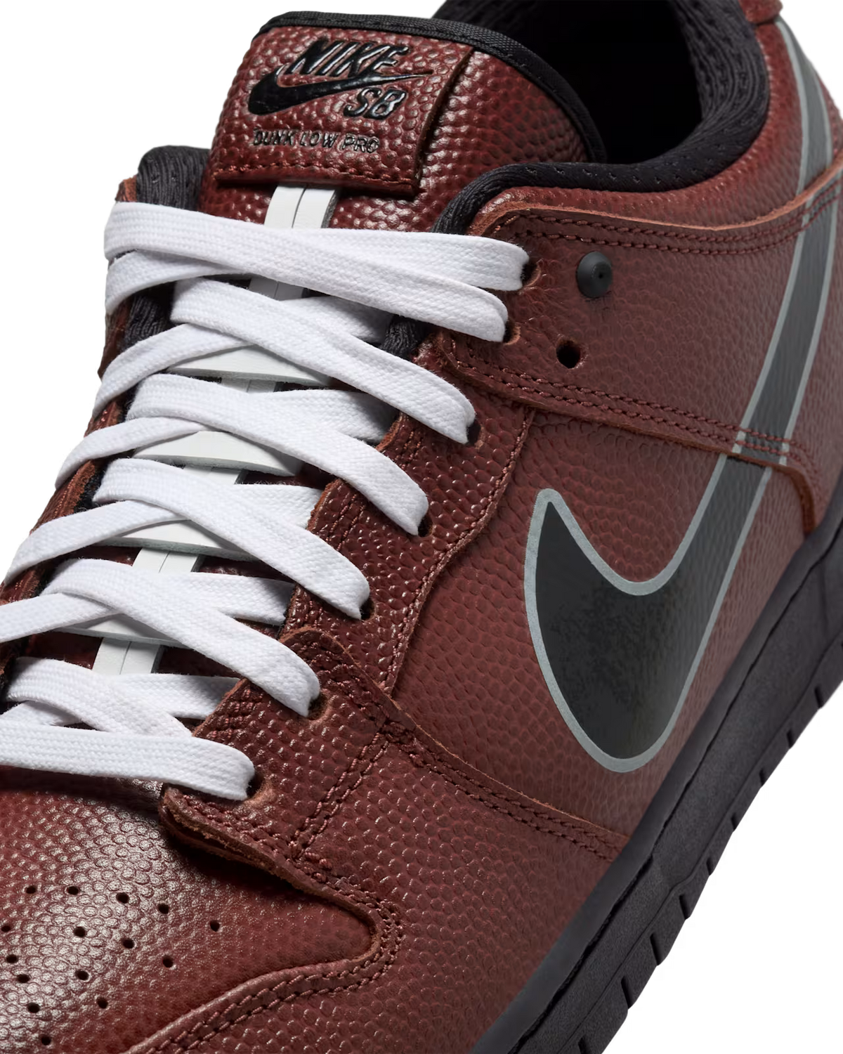 Nike SB Dunk Low Pro x Limosine Skateboards