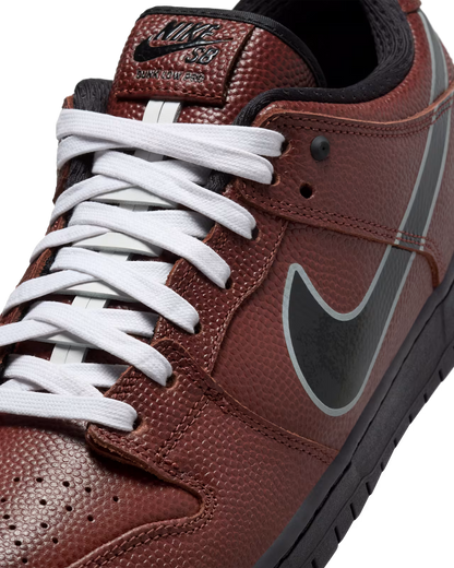 Nike SB Dunk Low Pro x Limosine Skateboards