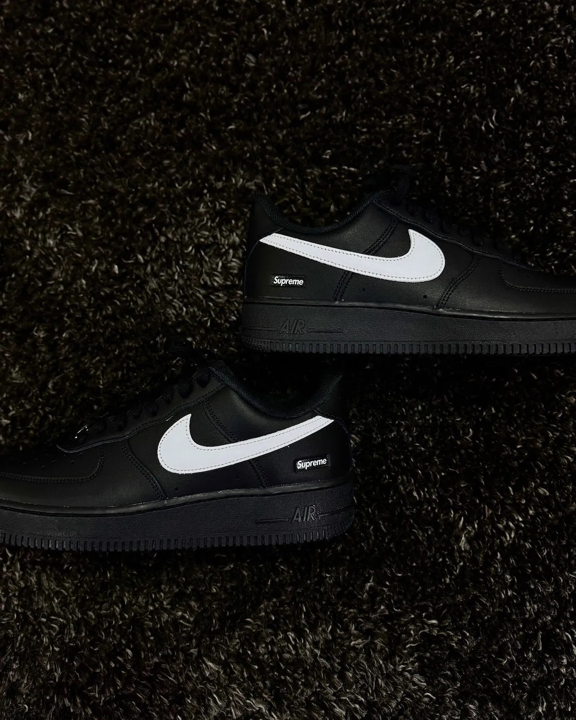 Nike AIR FORCE 1 X SUPREME (2025)
