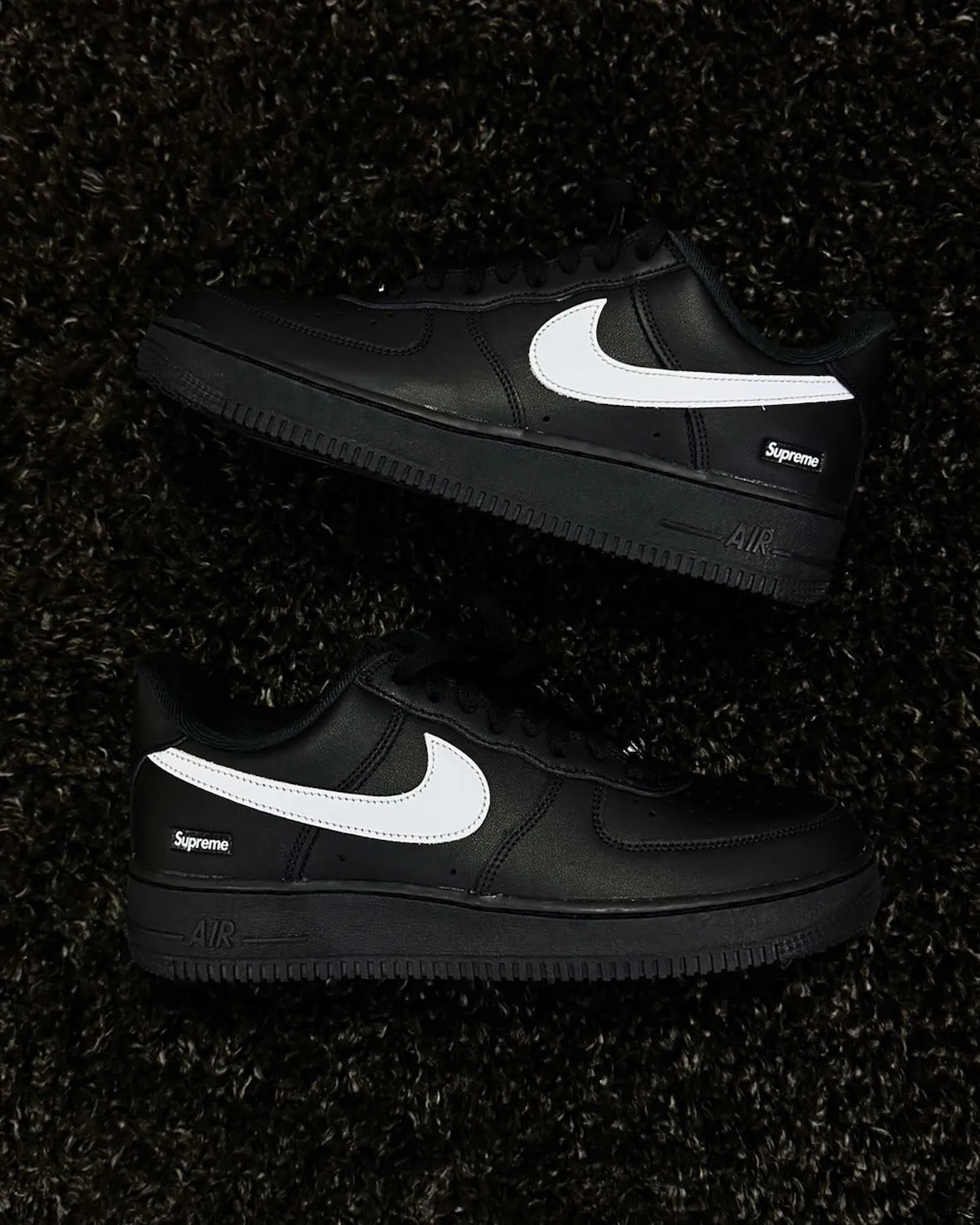 Nike AIR FORCE 1 X SUPREME (2025)