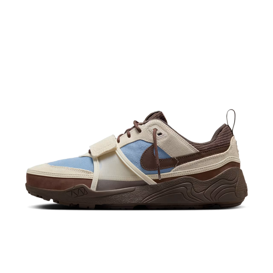 NIKE ZOOM FIELD JAXX "Travis Scott Milk Blue"