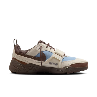 NIKE ZOOM FIELD JAXX "Travis Scott Milk Blue"