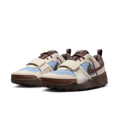 NIKE ZOOM FIELD JAXX "Travis Scott Milk Blue"