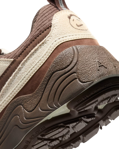 NIKE ZOOM FIELD JAXX "Travis Scott Milk Blue"